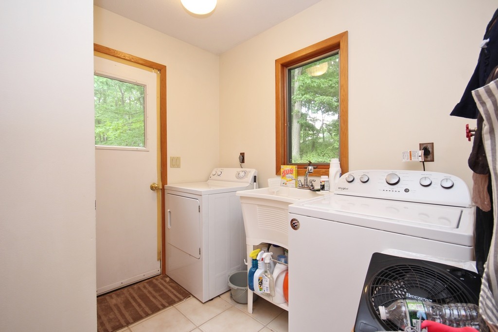 Laundry room off Kitchen